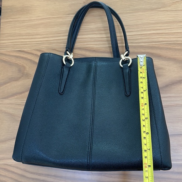 Black coach purse - Picture 8 of 8